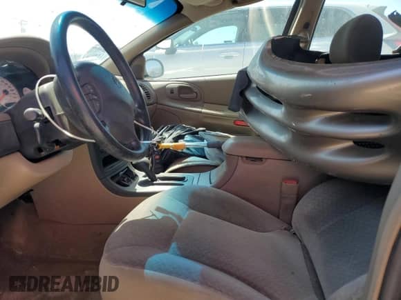 2002 Dodge Intrepid SE z VIN 2B3HD46R42H176876, wystawiony jako Copart lot #68203815 z przebiegiem 140 212 mil mil oraz Szkoda całkowita • Salvage title. Historia ofert i sprzedaży dostępna na DreamBid. Obrazek 7.