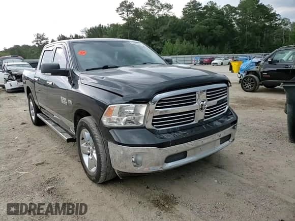 2017 Ram 1500 Big Horn z VIN 1C6RR6LT8HS582880, wystawiony jako Copart lot #57553305 z przebiegiem 113 749 mil mil oraz Szkoda całkowita • Salvage title. Historia ofert i sprzedaży dostępna na DreamBid. Obrazek 13.