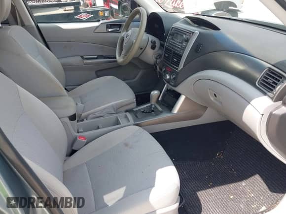 2011 Subaru Forester X Premium с VIN JF2SHADC6BH779681, выставлен на аукционе IAAI как лот 42773008 с пробегом 103 998 миль миль и . История ставок и продаж доступна на DreamBid. Изображение 5.