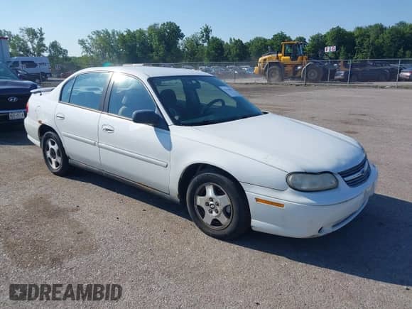 2005 Chevrolet Malibu Classic с VIN 1G1ND52F45M228018, выставлен на аукционе IAAI как лот 42626852 с пробегом Не указан миль и . История ставок и продаж доступна на DreamBid. Изображение 1.