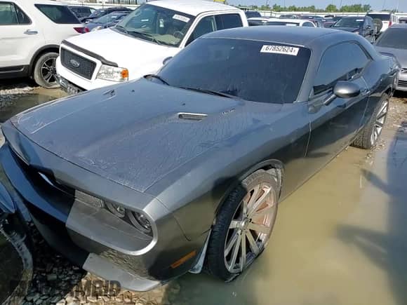 2012 Dodge Challenger R/T with VIN 2C3CDYBT0CH275489, listed as a Copart auction lot 67852624 with 100,406 mi miles and Non repairable. Bid and sale history available at DreamBid. Image 11.