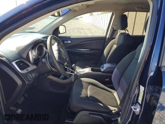 2018 Dodge Journey SE with VIN 3C4PDCAB3JT427536, listed as a Copart auction lot 89733175 with 145,178 mi miles and Clean title. Bid and sale history available at DreamBid. Image 7.