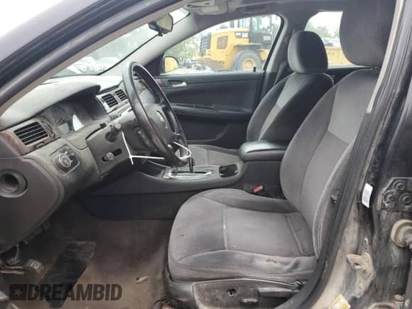 2014 Chevrolet Impala LT с VIN 2G1WB5E31E1119877, выставлен на аукционе Copart как лот 81643815 с пробегом 245 882 миль миль и Списание • Salvage title. История ставок и продаж доступна на DreamBid. Изображение 7.