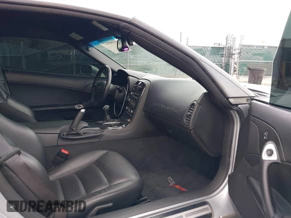 2011 Chevrolet Corvette 1LT with VIN 1G1YA2DW2B5102229, listed as a IAAI auction lot 41668527 with 65,299 mi miles and . Bid and sale history available at DreamBid. Image 5.