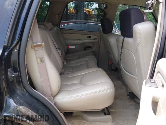 2003 Chevrolet Tahoe Z71 с VIN 1GNEK13T23R213938, выставлен на аукционе IAAI как лот 42603485 с пробегом 249 246 миль миль и . История ставок и продаж доступна на DreamBid. Изображение 8.