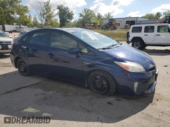 2013 Toyota Prius Two с VIN JTDKN3DU2D1635956, выставлен на аукционе Copart как лот 82152765 с пробегом 172 505 миль миль и Списание • Salvage title. История ставок и продаж доступна на DreamBid. Изображение 4.
