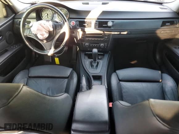 2007 BMW 3 Series 335i z VIN WBAVB73567PA89882, wystawiony jako Copart lot #86716405 z przebiegiem 210 385 mil mil oraz Szkoda całkowita • Salvage title. Historia ofert i sprzedaży dostępna na DreamBid. Obrazek 8.