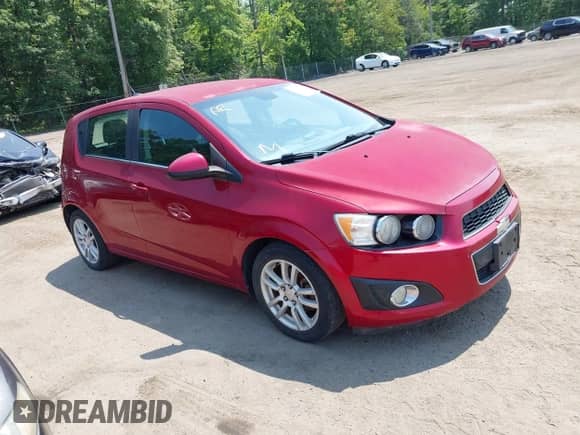 2012 Chevrolet Sonic LT с VIN 1G1JD6SH8C4123632, выставлен на аукционе IAAI как лот 42492042 с пробегом 143 132 миль миль и . История ставок и продаж доступна на DreamBid. Изображение 1.