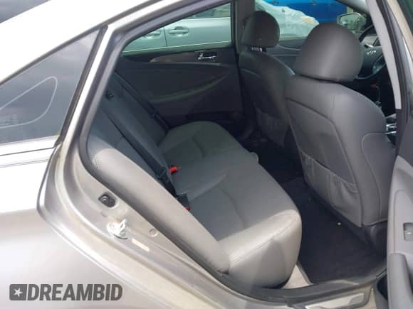 2014 Hyundai Sonata with VIN KMHEC4A46EA105046, listed as a IAAI auction lot 42646579 with 151,683 mi miles and . Bid and sale history available at DreamBid. Image 8.