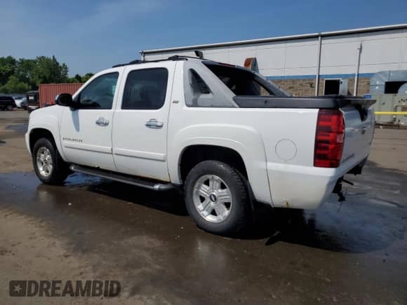 2008 Chevrolet Avalanche 2LT с VIN 3GNFK12328G151177, выставлен на аукционе Copart как лот 60308775 с пробегом 180 967 миль миль и Списание • Salvage title. История ставок и продаж доступна на DreamBid. Изображение 2.