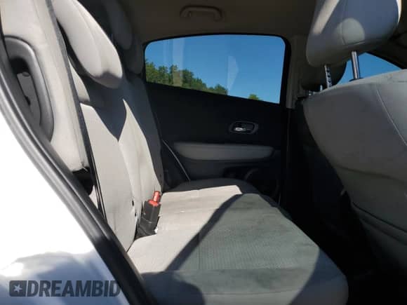 2022 Honda HR-V LX with VIN 3CZRU6H32NM703384, listed as a Copart auction lot 71281695 with 17,647 mi miles and Salvage title. Bid and sale history available at DreamBid. Image 11.