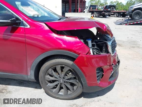 2019 Kia Sorento LX с VIN 5XYPG4A54KG600304, выставлен на аукционе IAAI как лот 42557673 с пробегом 69 742 миль миль и . История ставок и продаж доступна на DreamBid. Изображение 18.