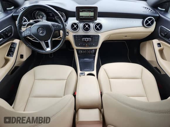 2014 Mercedes-Benz CLA 250 с VIN WDDSJ4GB7EN112816, выставлен на аукционе Copart как лот 71488065 с пробегом 53 036 миль миль и Списание • Salvage title. История ставок и продаж доступна на DreamBid. Изображение 8.