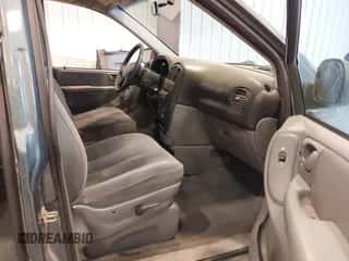 2005 Dodge Caravan SE with VIN 1D4GP24R05B206321, listed as a IAAI auction lot 43407335 with 206,806 mi miles and . Bid and sale history available at DreamBid. Image 5.