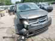 2010 Dodge Grand Caravan SXT z VIN 2D4RN5DX5AR239146, wystawiony jako Copart lot #66166755 z przebiegiem 190 078 mil mil oraz Szkoda całkowita • Salvage title. Historia ofert i sprzedaży dostępna na DreamBid. Obrazek 14.