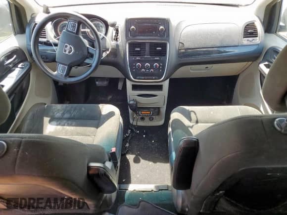 2015 Dodge Grand Caravan SE с VIN 2C4RDGBG5FR652996, выставлен на аукционе Copart как лот 67246805 с пробегом 301 947 миль миль и Чистый • Clean title. История ставок и продаж доступна на DreamBid. Изображение 8.