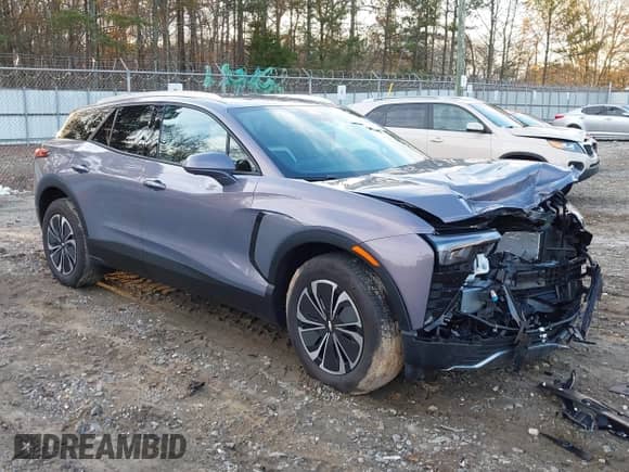 2024 Chevrolet Blazer EV eAWD LT z VIN 3GNKDBRJXRS267793, wystawiony jako IAAI lot #41129388 z przebiegiem Nie podano mil oraz . Historia ofert i sprzedaży dostępna na DreamBid. Obrazek 1.