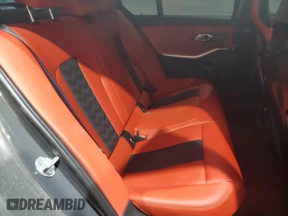 2023 BMW M3 Competition xDrive z VIN WBS43AY06PFP51199, wystawiony jako Copart lot #70936565 z przebiegiem 36 127 mil mil oraz Szkoda całkowita • Salvage title. Historia ofert i sprzedaży dostępna na DreamBid. Obrazek 10.