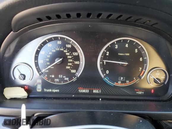 2015 BMW 5 Series 535i xDrive с VIN WBA5B3C52FD546189, выставлен на аукционе Copart как лот 81117855 с пробегом 133 833 миль миль и Списание • Salvage title. История ставок и продаж доступна на DreamBid. Изображение 9.