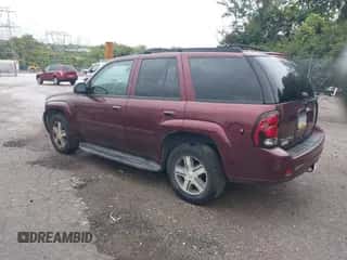2006 Chevrolet TrailBlazer LS с VIN 1GNDT13S862140023, выставлен на аукционе IAAI как лот 43409567 с пробегом 151 503 миль миль и . История ставок и продаж доступна на DreamBid. Изображение 3.