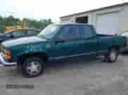1998 GMC Sierra 1500 с VIN 1GTEC19R8WR509925, выставлен на аукционе IAAI как лот 42080610 с пробегом 239 657 миль миль и . История ставок и продаж доступна на DreamBid. Изображение 6.