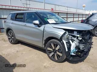 2025 Mitsubishi Outlander SE z VIN JA4J3VA87SZ044356, wystawiony jako IAAI lot #43061198 z przebiegiem 1 151 mil mil oraz . Historia ofert i sprzedaży dostępna na DreamBid. Obrazek 1.