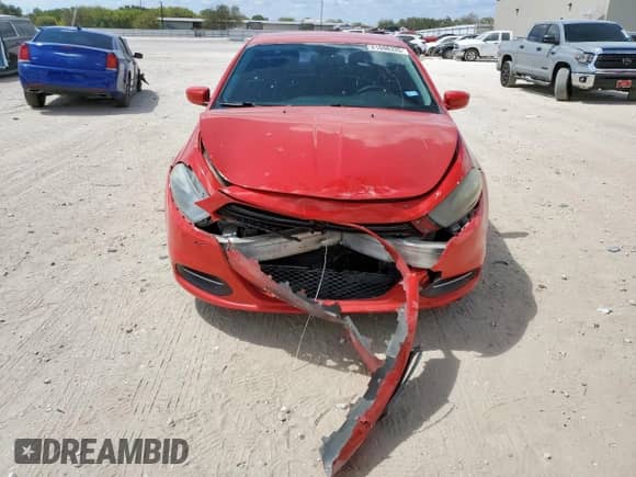 2016 Dodge Dart SXT z VIN 1C3CDFBA5GD660326, wystawiony jako Copart lot #81698335 z przebiegiem 114 794 mil mil oraz Szkoda całkowita • Salvage title. Historia ofert i sprzedaży dostępna na DreamBid. Obrazek 5.