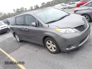 2012 Toyota Sienna LE with VIN 5TDKK3DC2CS262161, listed as a IAAI auction lot 43543505 with 218,722 mi miles and . Bid and sale history available at DreamBid. Image 1.
