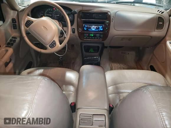 2001 Ford Explorer with VIN 1FMDU85P81ZA00346, listed as a Copart auction lot 45863385 with 212,494 mi miles and Non repairable. Bid and sale history available at DreamBid. Image 8.