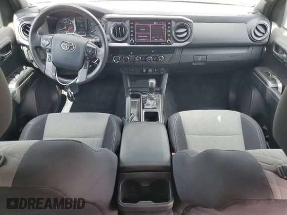 2020 Toyota Tacoma TRD Off Road с VIN 3TMCZ5AN4LM323432, выставлен на аукционе Copart как лот 59711425 с пробегом 46 664 миль миль и Списание • Salvage title. История ставок и продаж доступна на DreamBid. Изображение 8.