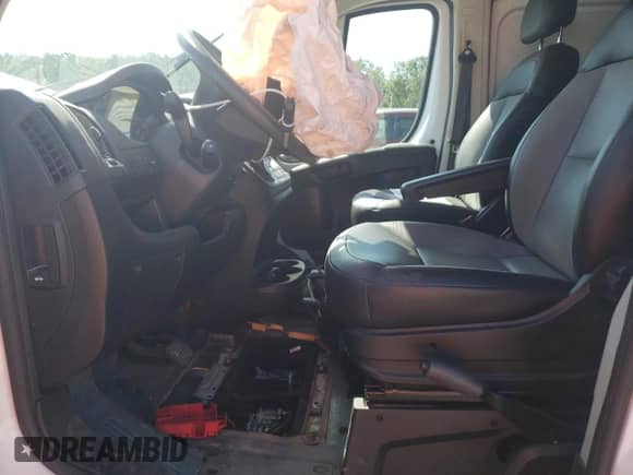 2021 Ram ProMaster Cargo z VIN 3C6LRVDG9ME530527, wystawiony jako Copart lot #71200845 z przebiegiem 63 703 mil mil oraz Szkoda całkowita • Salvage title. Historia ofert i sprzedaży dostępna na DreamBid. Obrazek 7.