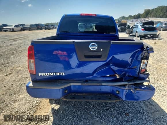 2012 Nissan Frontier SV with VIN 1N6AD0ER7CC430513, listed as a Copart auction lot 71882955 with 172,862 mi miles and Salvage title. Bid and sale history available at DreamBid. Image 6.