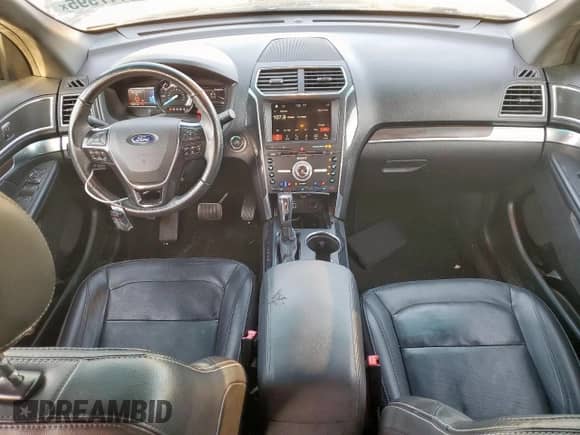 2017 Ford Explorer Limited z VIN 1FM5K7FH9HGB50399, wystawiony jako Copart lot #80117595 z przebiegiem 77 871 mil mil oraz Szkoda całkowita • Salvage title. Historia ofert i sprzedaży dostępna na DreamBid. Obrazek 8.