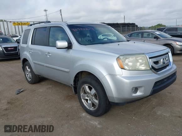 2009 Honda Pilot EX with VIN 5FNYF48429B044810, listed as a IAAI auction lot 42974224 with Not provided miles and . Bid and sale history available at DreamBid. Image 1.