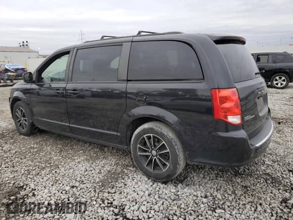 2018 Dodge Grand Caravan GT z VIN 2C4RDGEG2JR335309, wystawiony jako Copart lot #87456215 z przebiegiem 145 749 mil mil oraz Szkoda całkowita • Salvage title. Historia ofert i sprzedaży dostępna na DreamBid. Obrazek 2.