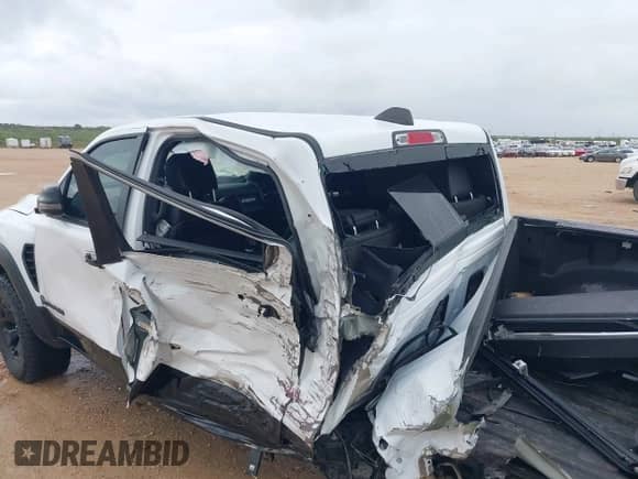 2023 Ram 1500 TRX z VIN 1C6SRFU90PN503803, wystawiony jako IAAI lot #42659089 z przebiegiem 35 642 mil mil oraz . Historia ofert i sprzedaży dostępna na DreamBid. Obrazek 21.