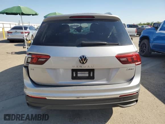 2023 Volkswagen Tiguan SE с VIN 3VVMB7AX8PM033319, выставлен на аукционе Copart как лот 63477225 с пробегом 23 768 миль миль и Списание • Salvage title. История ставок и продаж доступна на DreamBid. Изображение 6.