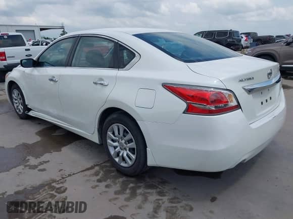 2015 Nissan Altima S z VIN 1N4AL3AP0FN879302, wystawiony jako IAAI lot #42134972 z przebiegiem 100 873 mil mil oraz . Historia ofert i sprzedaży dostępna na DreamBid. Obrazek 3.