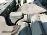 2018 Kia Sorento LX z VIN 5XYPGDA36JG343613, wystawiony jako IAAI lot #43229273 z przebiegiem 130 976 mil mil oraz . Historia ofert i sprzedaży dostępna na DreamBid. Obrazek 19.