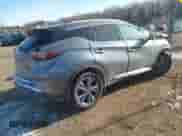 2021 Nissan Murano Platinum z VIN 5N1AZ2DS1MC138826, wystawiony jako IAAI lot #41441371 z przebiegiem 49 634 mil mil oraz . Historia ofert i sprzedaży dostępna na DreamBid. Obrazek 4.