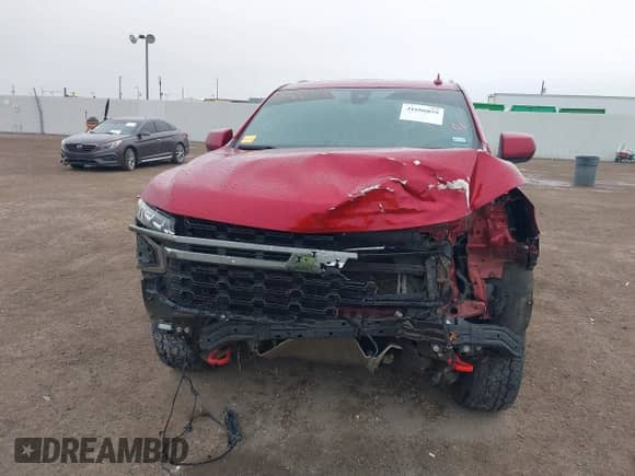2022 Chevrolet Suburban Z71 with VIN 1GNSKDKD8NR301037, listed as a IAAI auction lot 41606859 with 101,854 mi miles and . Bid and sale history available at DreamBid. Image 6.