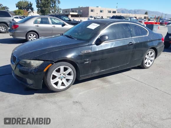 2009 BMW 3 Series 328i xDrive with VIN WBAWV53529P080886, listed as a IAAI auction lot 43550334 with 118,508 mi miles and . Bid and sale history available at DreamBid. Image 2.