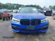 2017 BMW 7 Series ALPINA B7 xDrive с VIN WBA7F2C34HG423064, выставлен на аукционе IAAI как лот 42498606 с пробегом 82 260 миль миль и . История ставок и продаж доступна на DreamBid. Изображение 12.