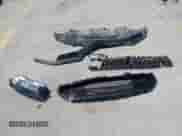 2019 Ford Mustang Bullitt z VIN 1FA6P8K0XK5503788, wystawiony jako IAAI lot #43021322 z przebiegiem 56 470 mil mil oraz . Historia ofert i sprzedaży dostępna na DreamBid. Obrazek 12.