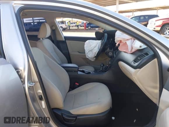 2015 Kia Optima LX с VIN 5XXGM4A78FG473769, выставлен на аукционе IAAI как лот 42008139 с пробегом 124 641 миль миль и . История ставок и продаж доступна на DreamBid. Изображение 5.