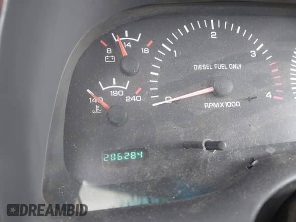 1999 Dodge 2500 with VIN 3B7KF2366XG125237, listed as a IAAI auction lot 43425983 with 286,284 mi miles and . Bid and sale history available at DreamBid. Image 7.