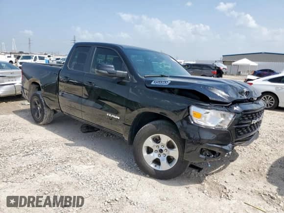 2023 Ram 1500 Big Horn z VIN 1C6RREBG5PN604331, wystawiony jako Copart lot #63481885 z przebiegiem 29 121 mil mil oraz Szkoda całkowita • Salvage title. Historia ofert i sprzedaży dostępna na DreamBid. Obrazek 4.