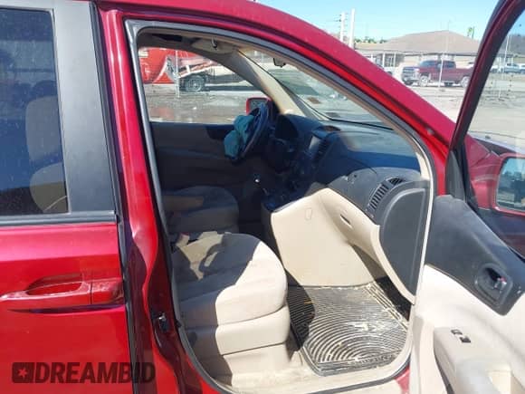 2007 Hyundai Entourage GLS с VIN KNDMC233876011118, выставлен на аукционе IAAI как лот 41739406 с пробегом Не указан миль и . История ставок и продаж доступна на DreamBid. Изображение 5.