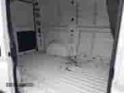 2023 Ram ProMaster Cargo с VIN 3C6LRVNG5PE552754, выставлен на аукционе IAAI как лот 42235453 с пробегом 27 975 миль миль и . История ставок и продаж доступна на DreamBid. Изображение 8.