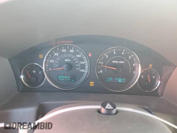 2006 Jeep Commander Limited z VIN 1J8HH58N06C355663, wystawiony jako Copart lot #46853945 z przebiegiem 198 178 mil mil oraz Szkoda całkowita • Salvage title. Historia ofert i sprzedaży dostępna na DreamBid. Obrazek 9.